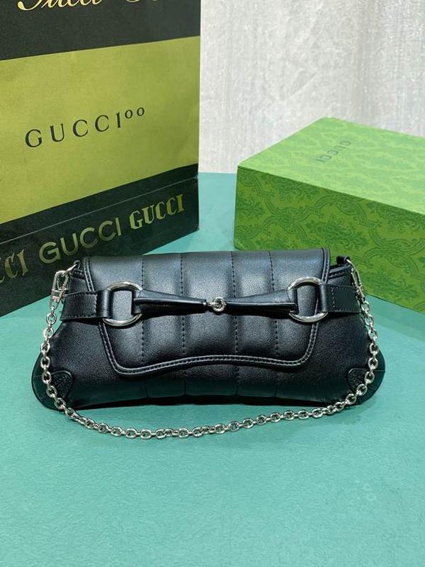 Gucci Handbags 322